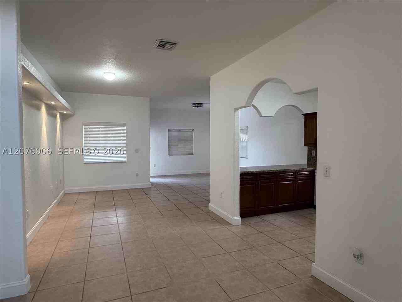 15957 Sw 54th Ter - Photo 3 of 29