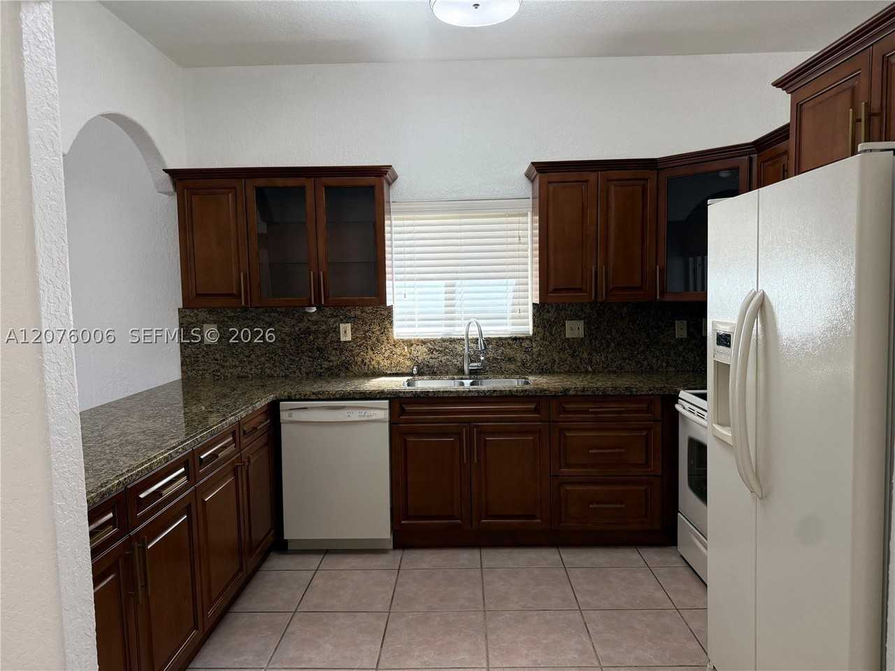 15957 Sw 54th Ter - Photo 7 of 29