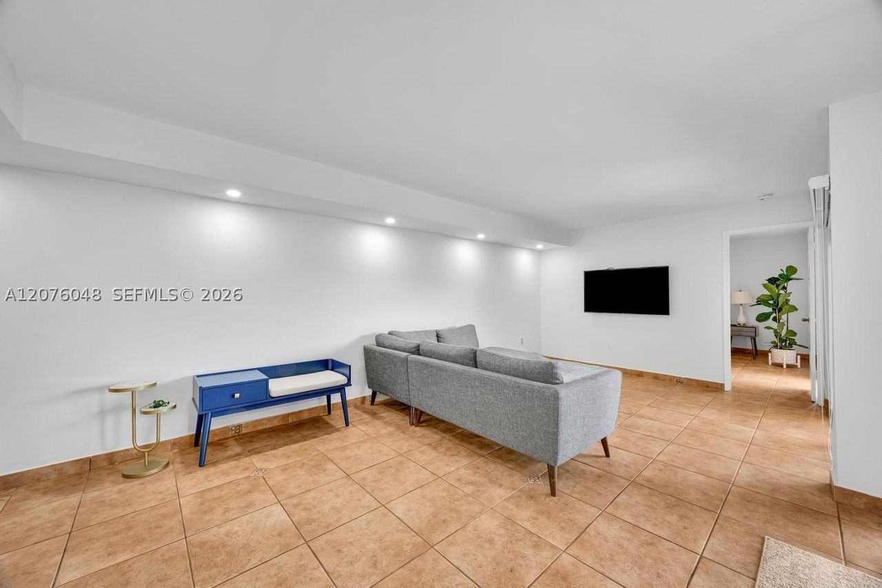 9280 Sw 123rd Ct #404 - Photo 6 of 31