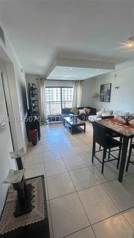 4242 Nw 2nd St #808 - Photo 2 of 22