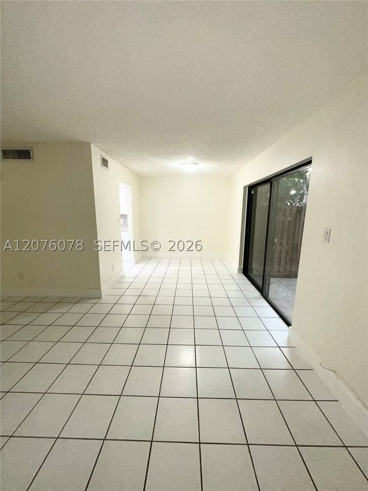 11313 Sw 109th Rd #61B - Photo 6 of 24