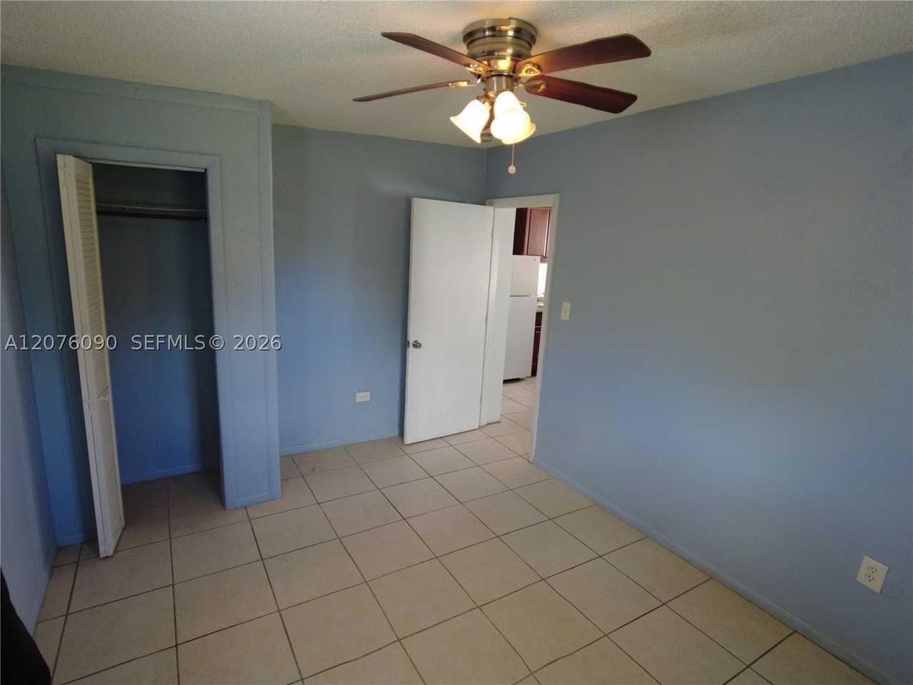 620 Nw 16th Ave #2 - Photo 6 of 10