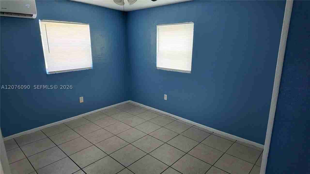 620 Nw 16th Ave #2 - Photo 7 of 10
