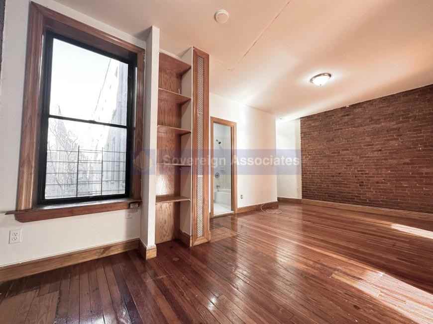 529 W 151st St - Photo 2 of 10