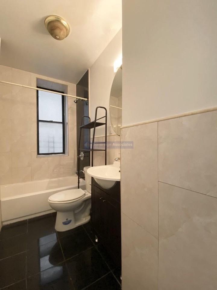 529 W 151st St - Photo 4 of 10