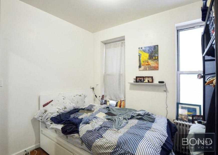 132 Ludlow St - Photo 5 of 7