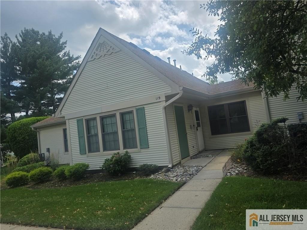 119 Griggs Pl #119 - Photo 2 of 3