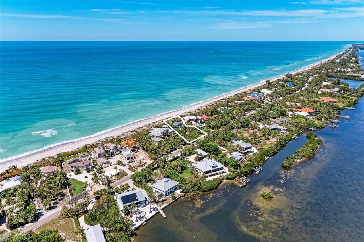 8270 Manasota Key Rd - Photo 4 of 50