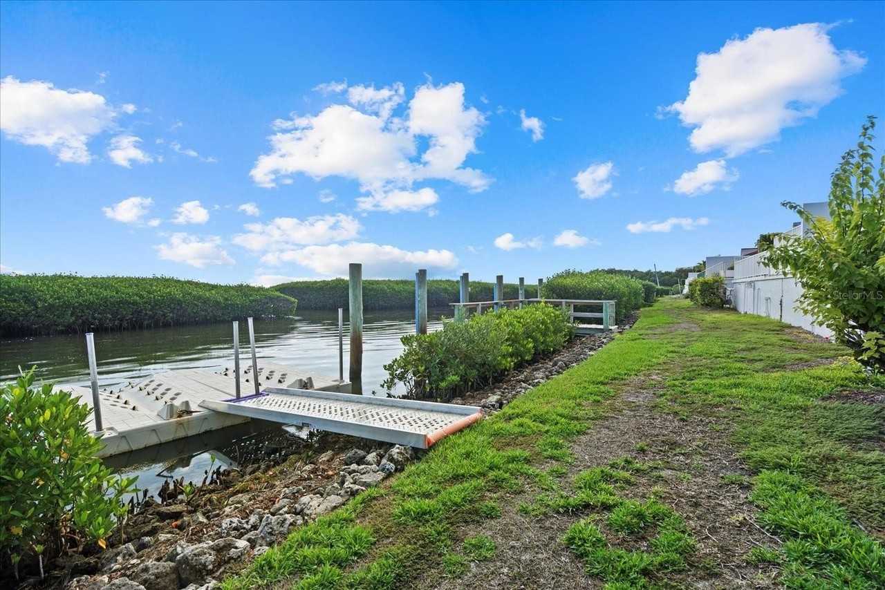 2254 Harbour Court Dr - Photo 6 of 50