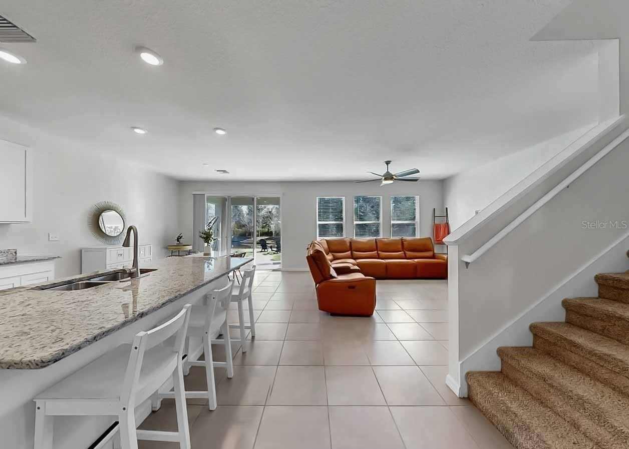 16454 Woodside Gln - Photo 7 of 49