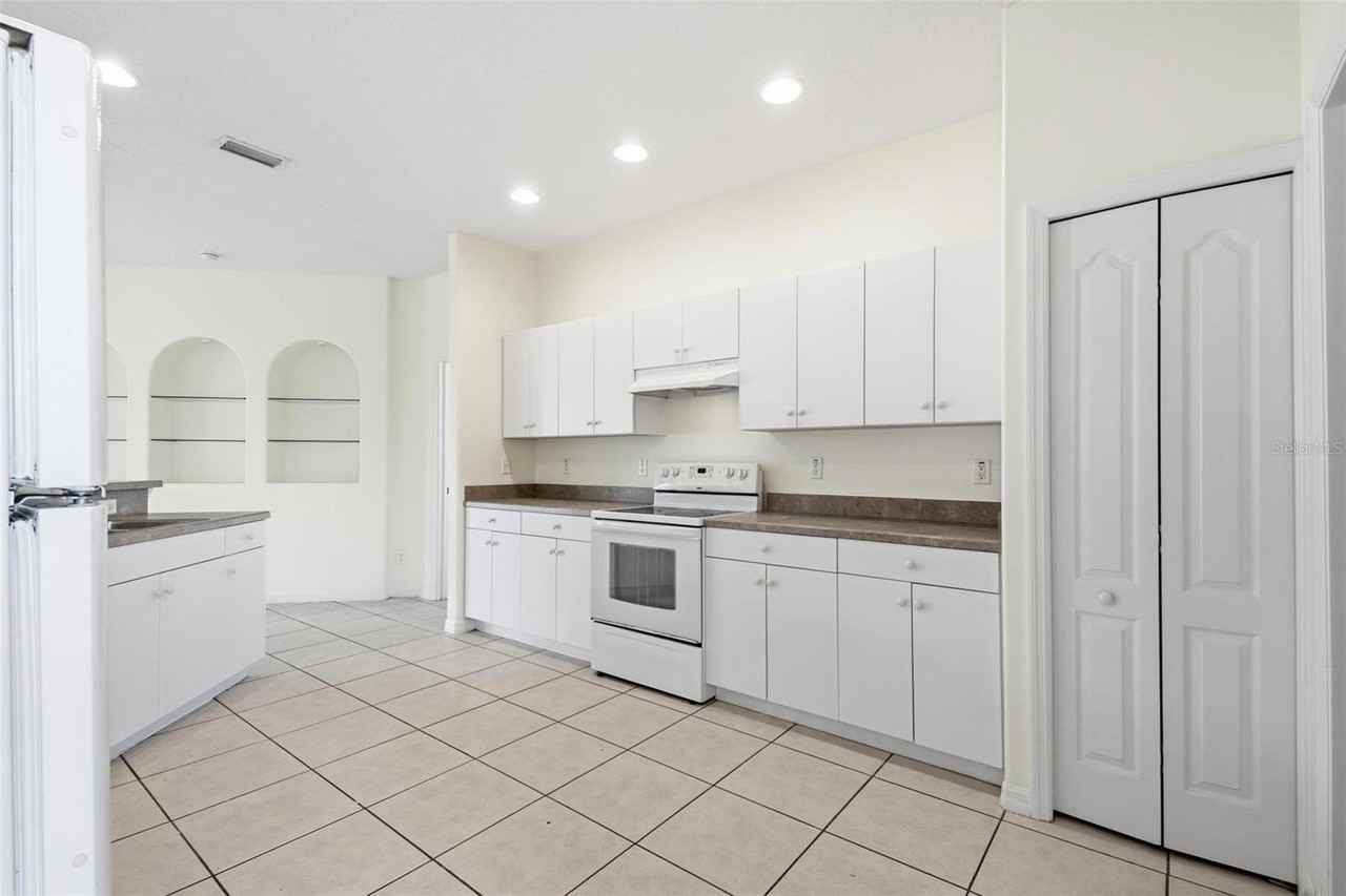 29 E Diamond Dr - Photo 7 of 50