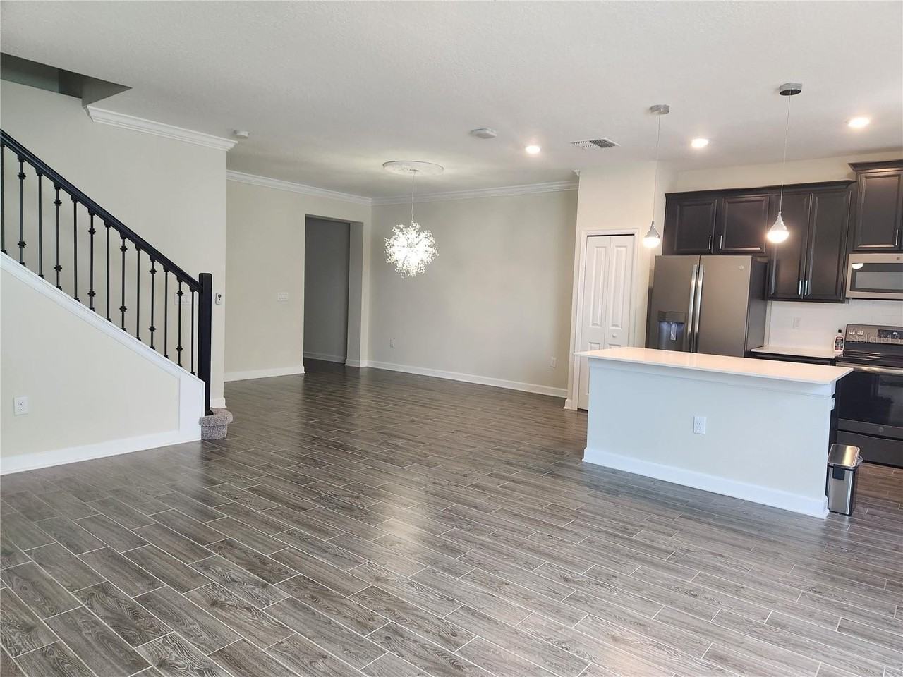 8506 Arcadia Ln - Photo 6 of 26