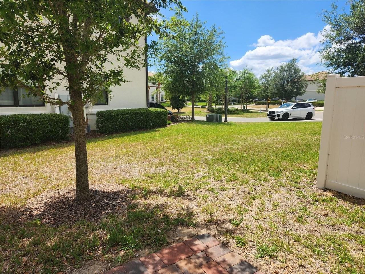 8506 Arcadia Ln - Photo 2 of 26