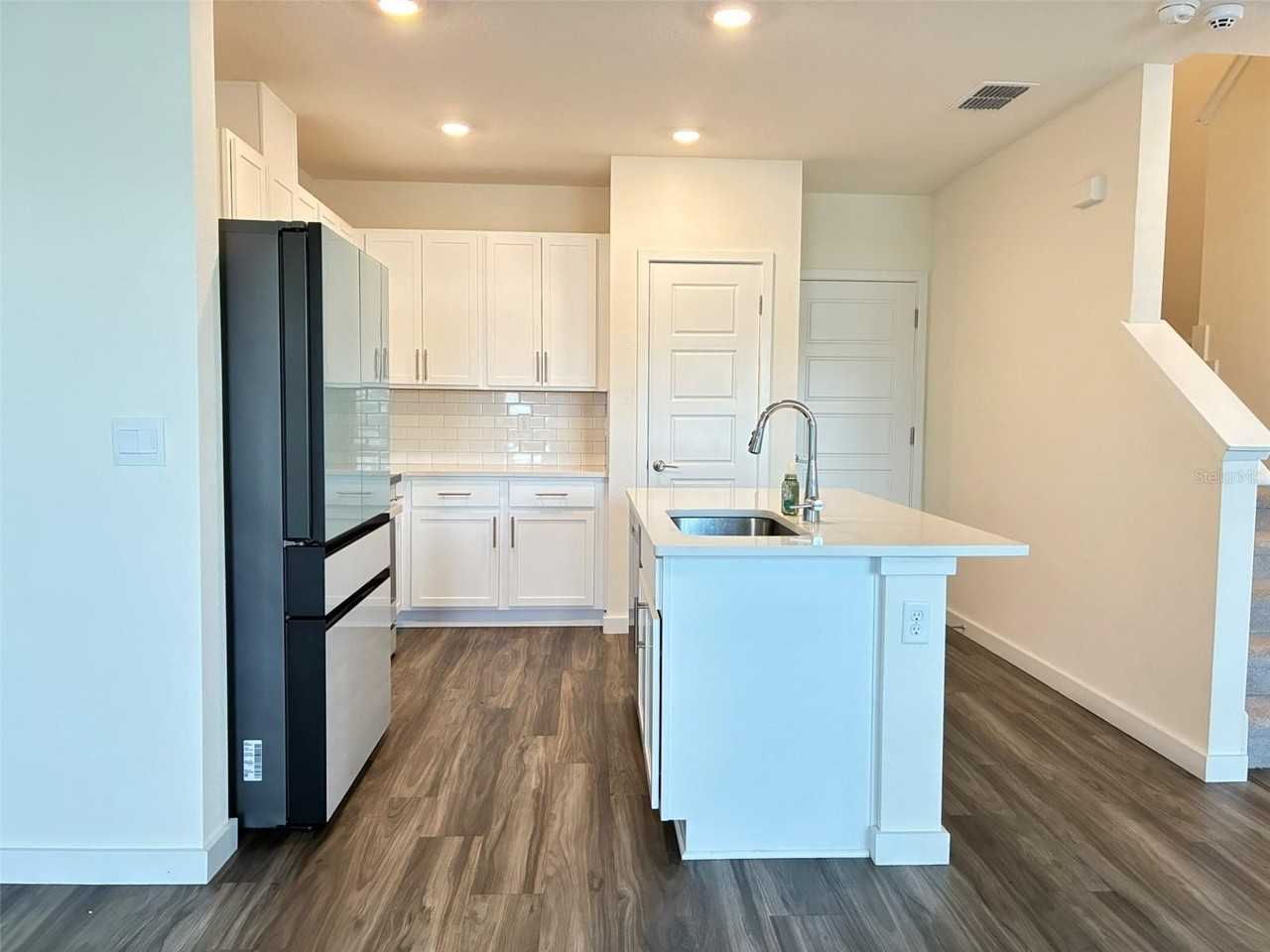 553 John L Mica Way - Photo 6 of 28