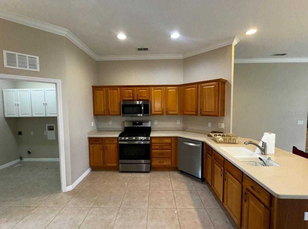 8821 Sw 82nd Court Rd - Photo 7 of 21