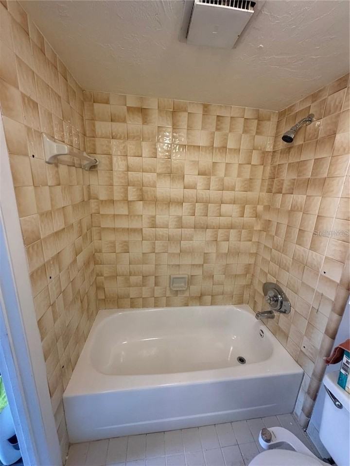 4313 Sw 68th Ter - Photo 6 of 14