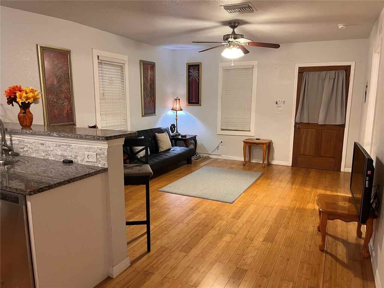 2320 E 12th Ave - Photo 4 of 18
