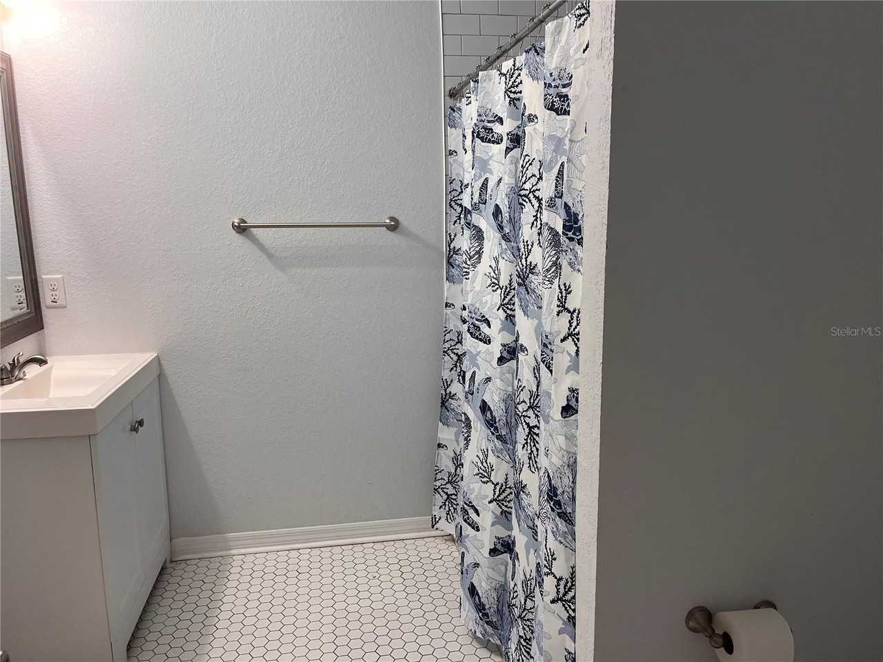 2320 E 12th Ave - Photo 6 of 18