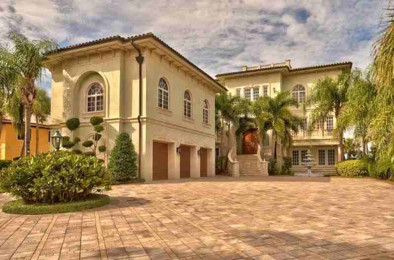 220 Gulf Blvd #8 - Photo 2 of 29