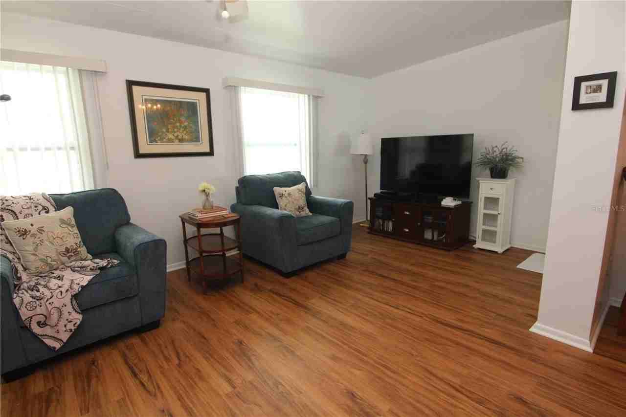 810 Oakmont Ave - Photo 4 of 20