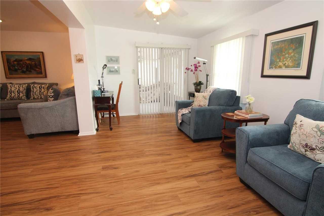 810 Oakmont Ave - Photo 5 of 20