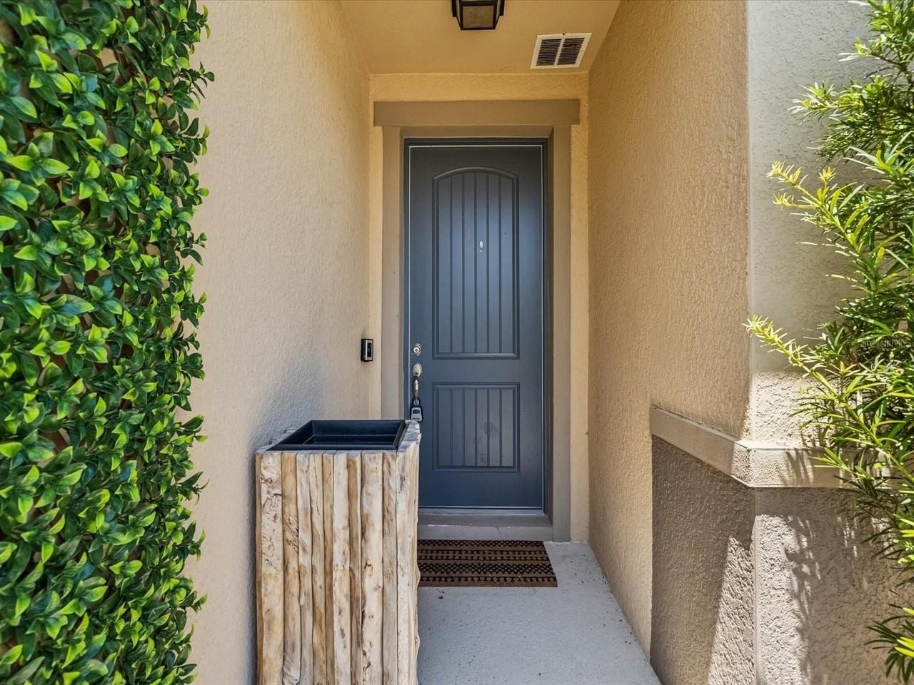 11525 Southern Creek Dr - Photo 2 of 34