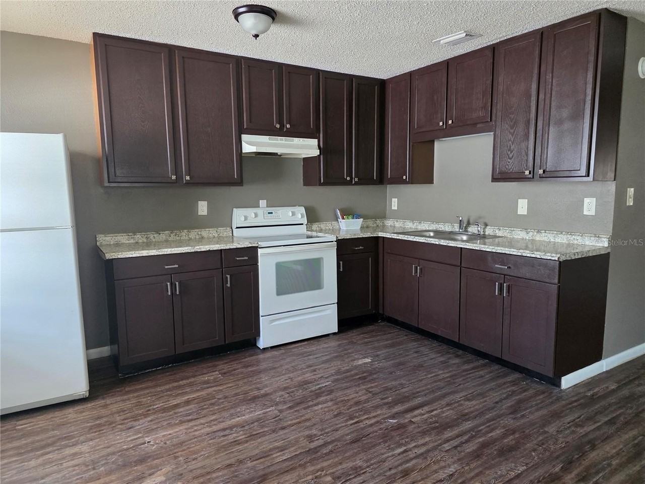 3413 E 12th Ave #A - Photo 2 of 10
