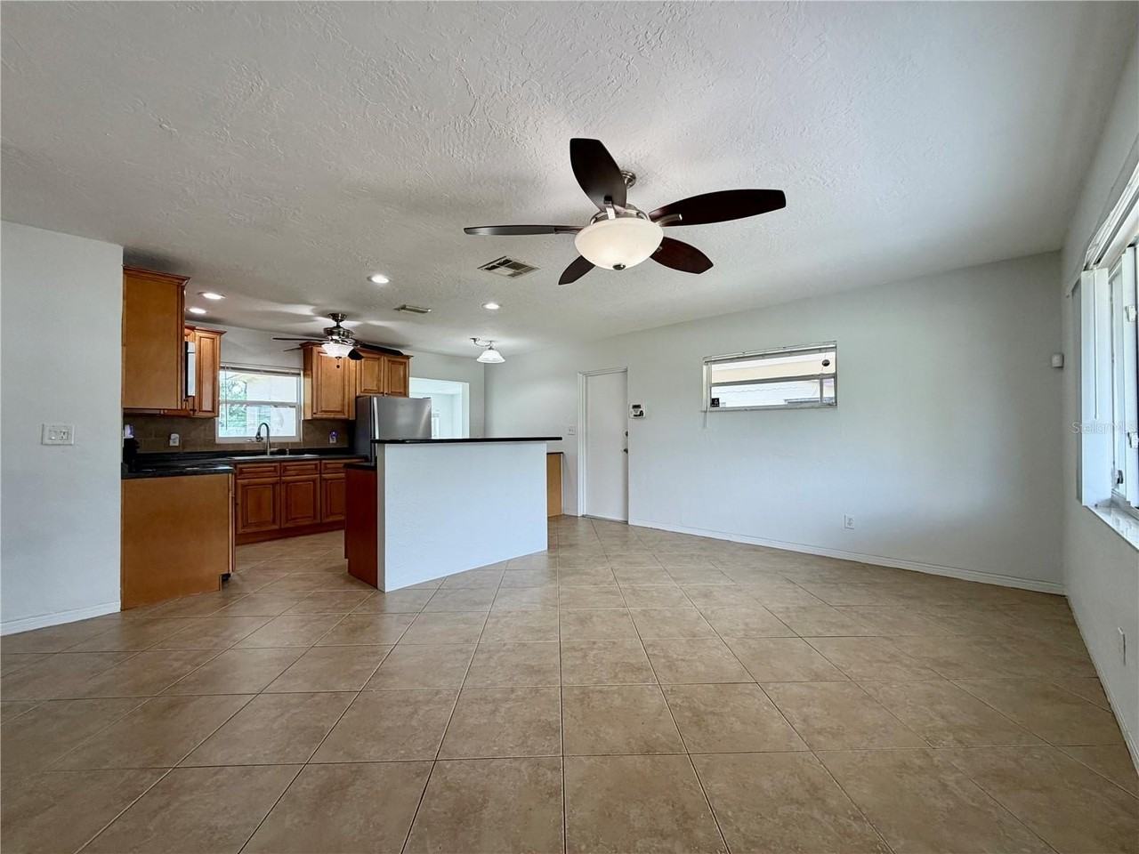 5560 14th Ave N - Photo 5 of 20