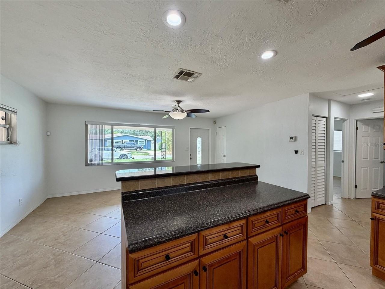 5560 14th Ave N - Photo 6 of 20