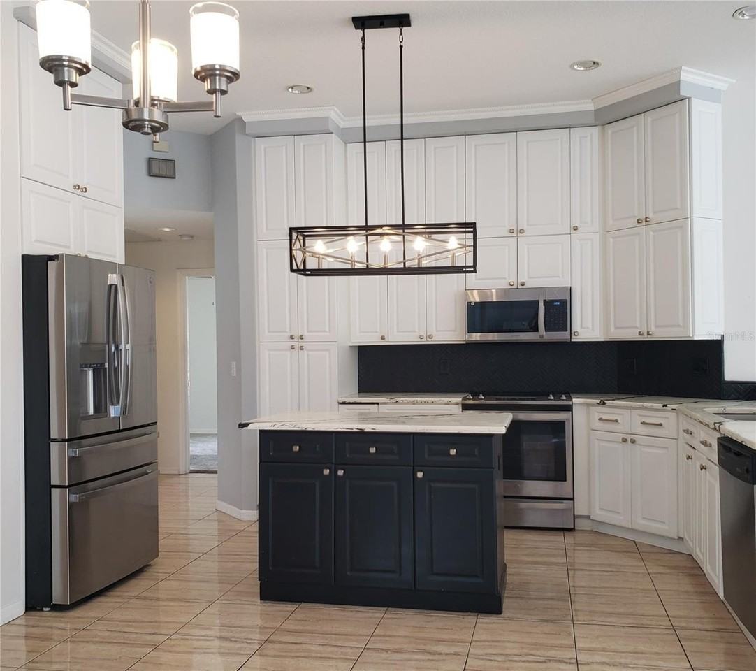 3011 Partridge Point Trl - Photo 6 of 40