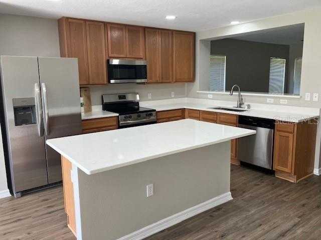 6922 Hawthorne Trace Ln - Photo 3 of 16