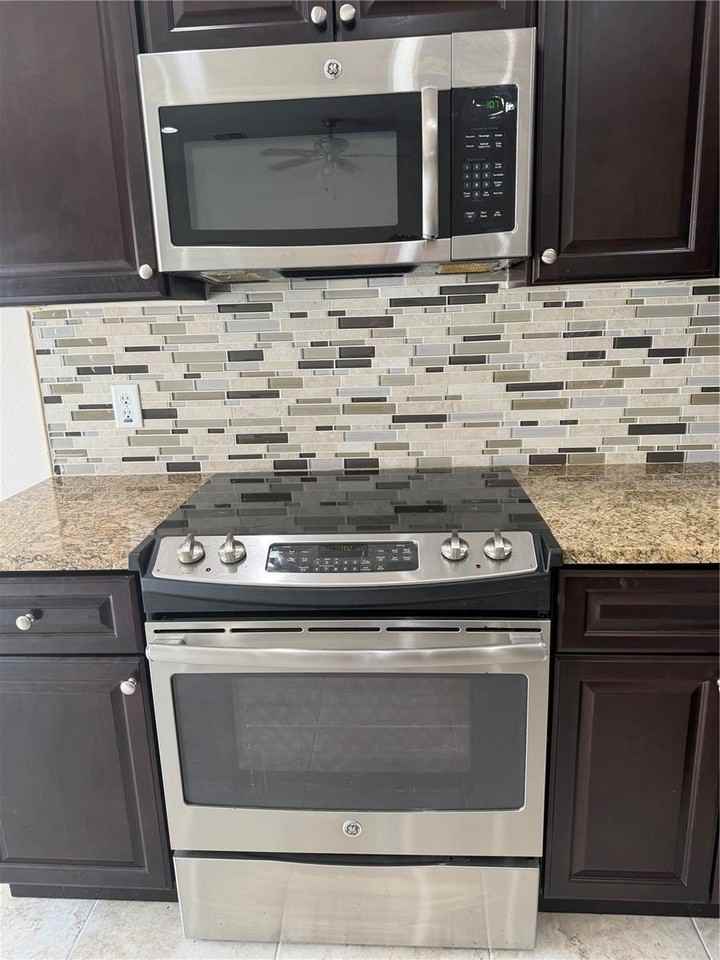 1737 Sommarie Way - Photo 7 of 40