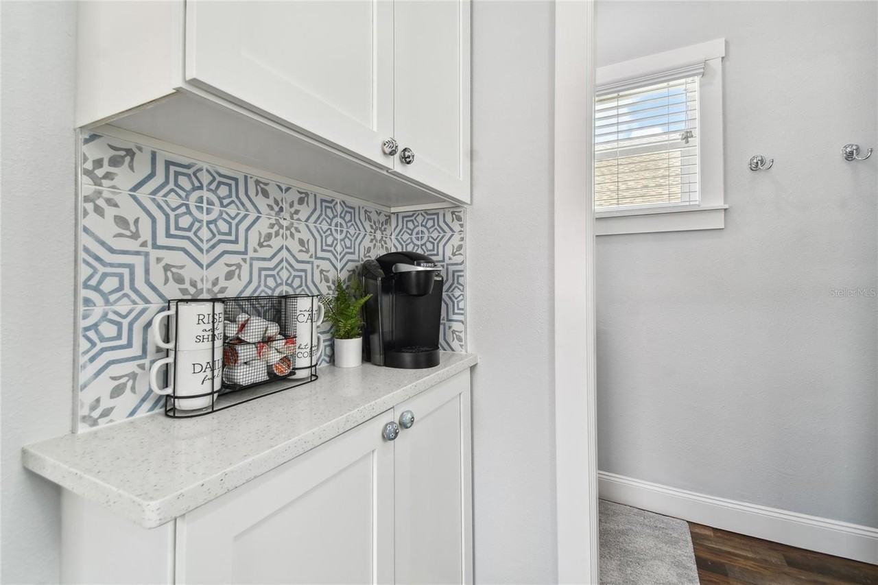 602 1/2 Skinner Blvd - Photo 5 of 27