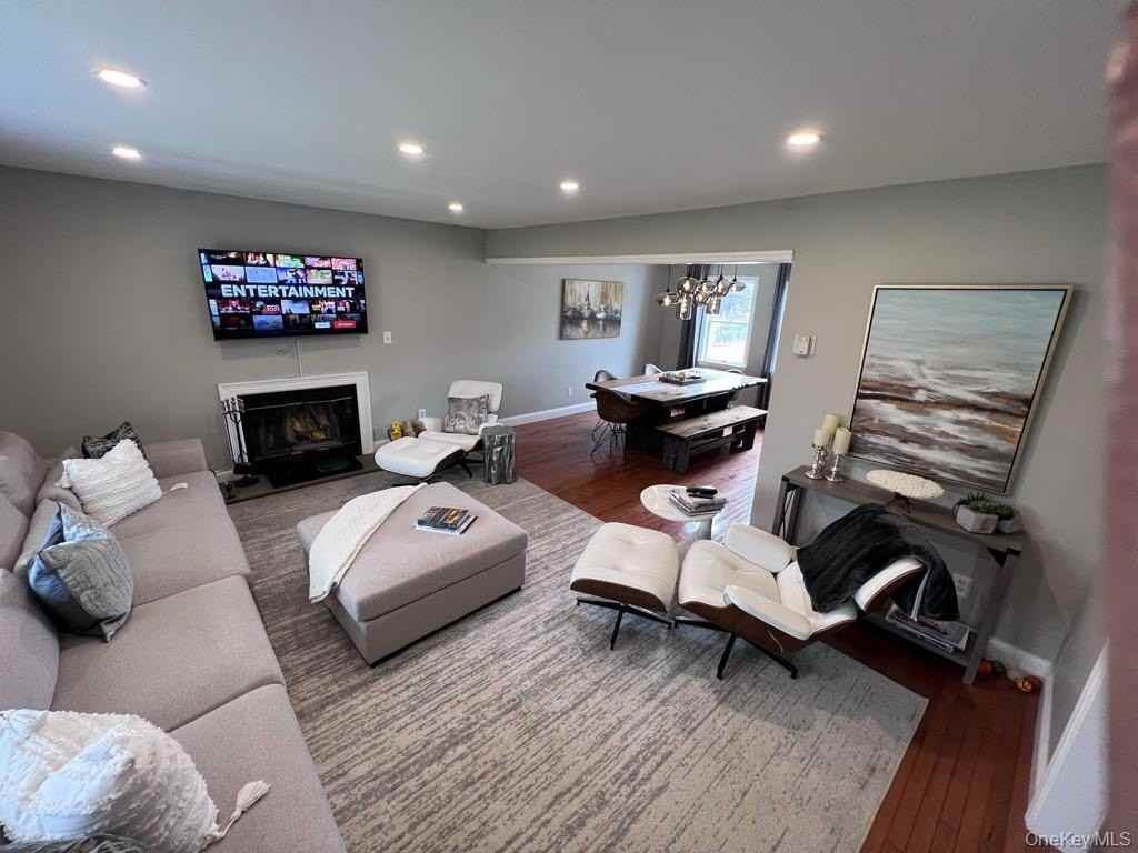 265 Old Field Ct - Photo 5 of 48