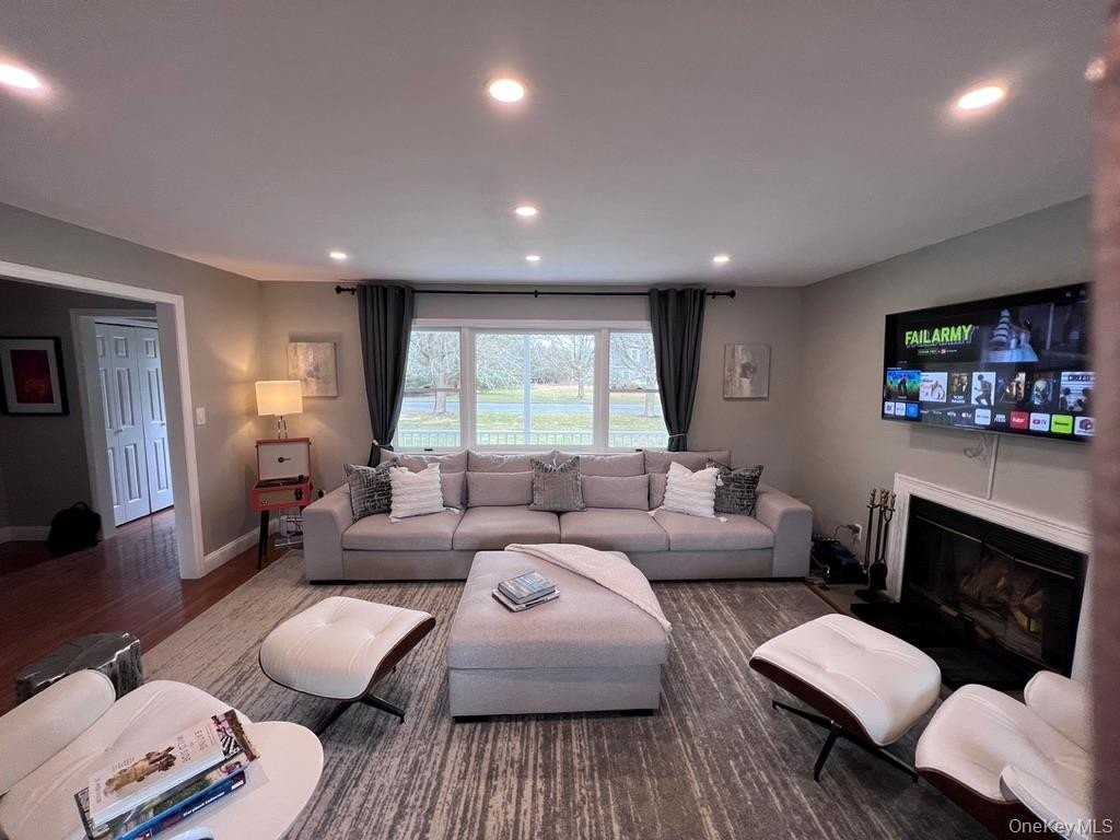 265 Old Field Ct - Photo 7 of 48