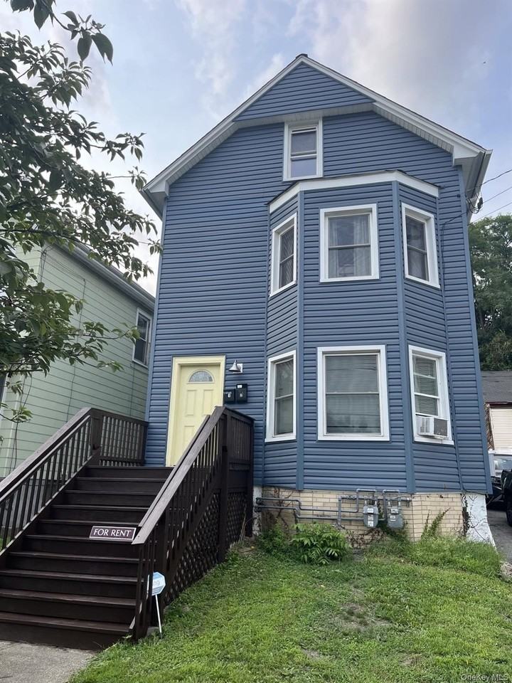 42 Taylor Ave - Photo 2 of 21