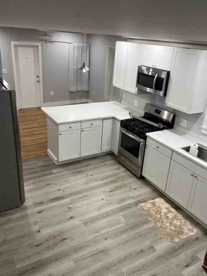 42 Taylor Ave - Photo 4 of 21