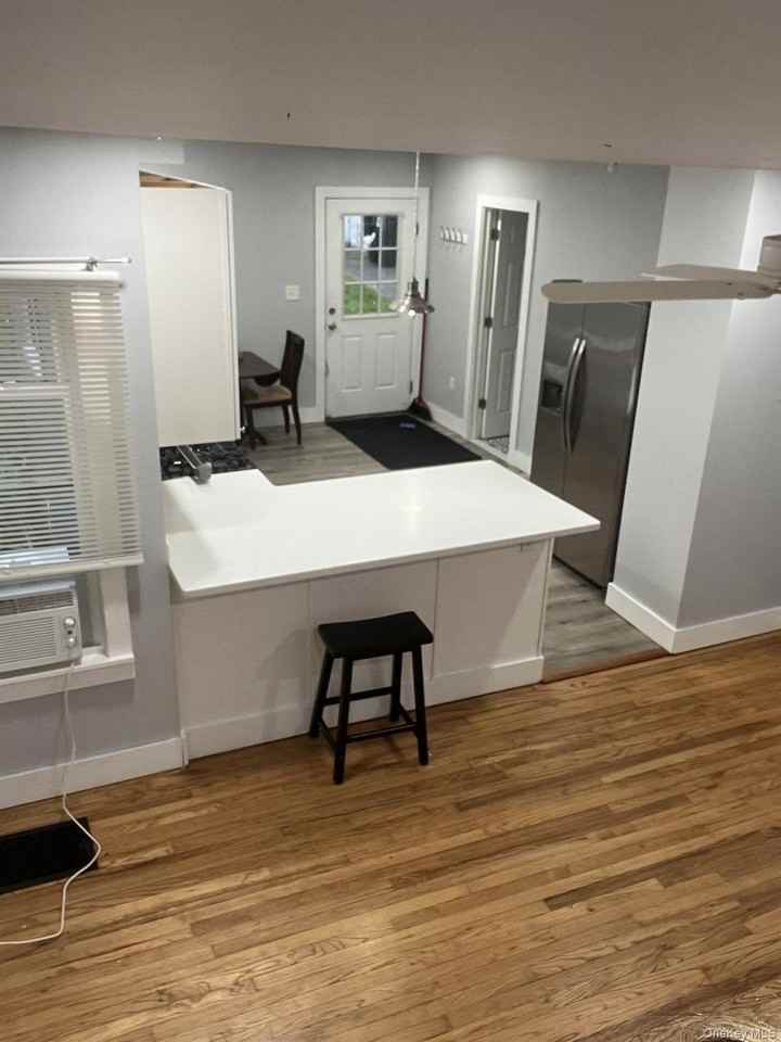 42 Taylor Ave - Photo 5 of 21