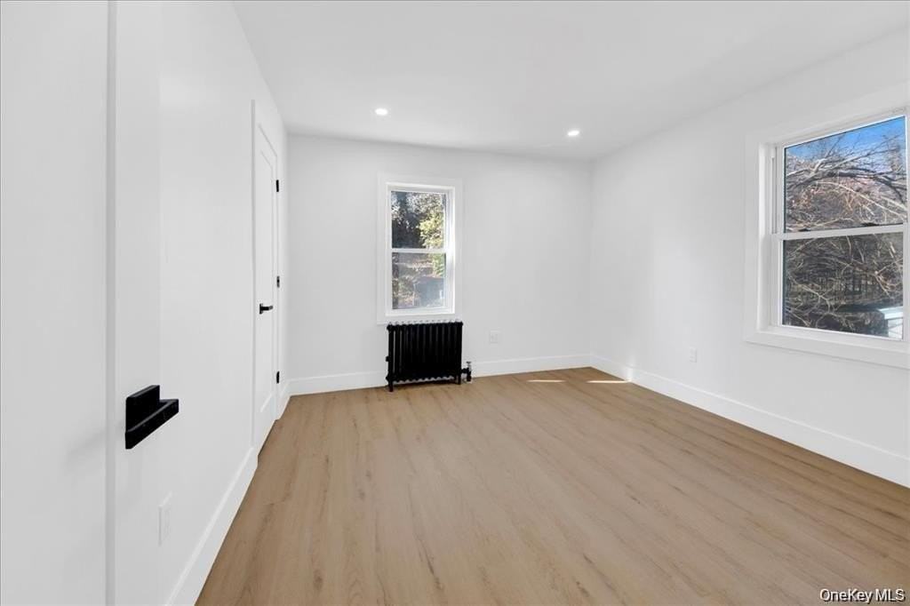 20 Mersereau Ave - Photo 7 of 27