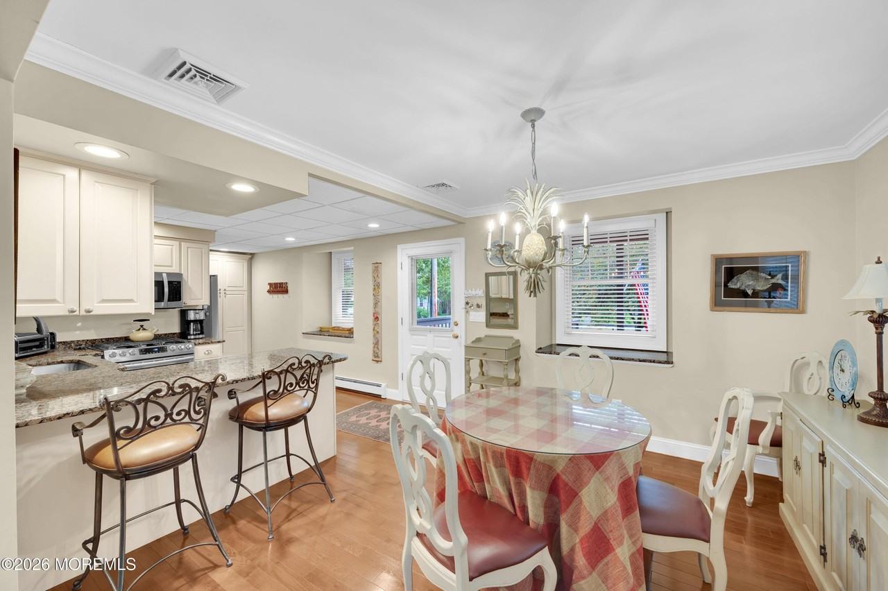 106 Osborne Ave - Photo 6 of 50