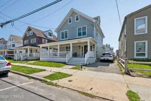 113 12th Ave #A - Photo 1 of 1