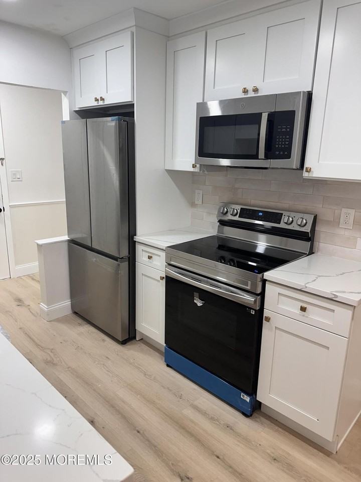 32 Meadow Green Cir #F - Photo 2 of 10