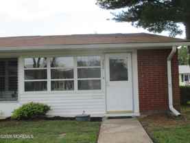 365F Chesterfield Ct - Photo 1 of 1
