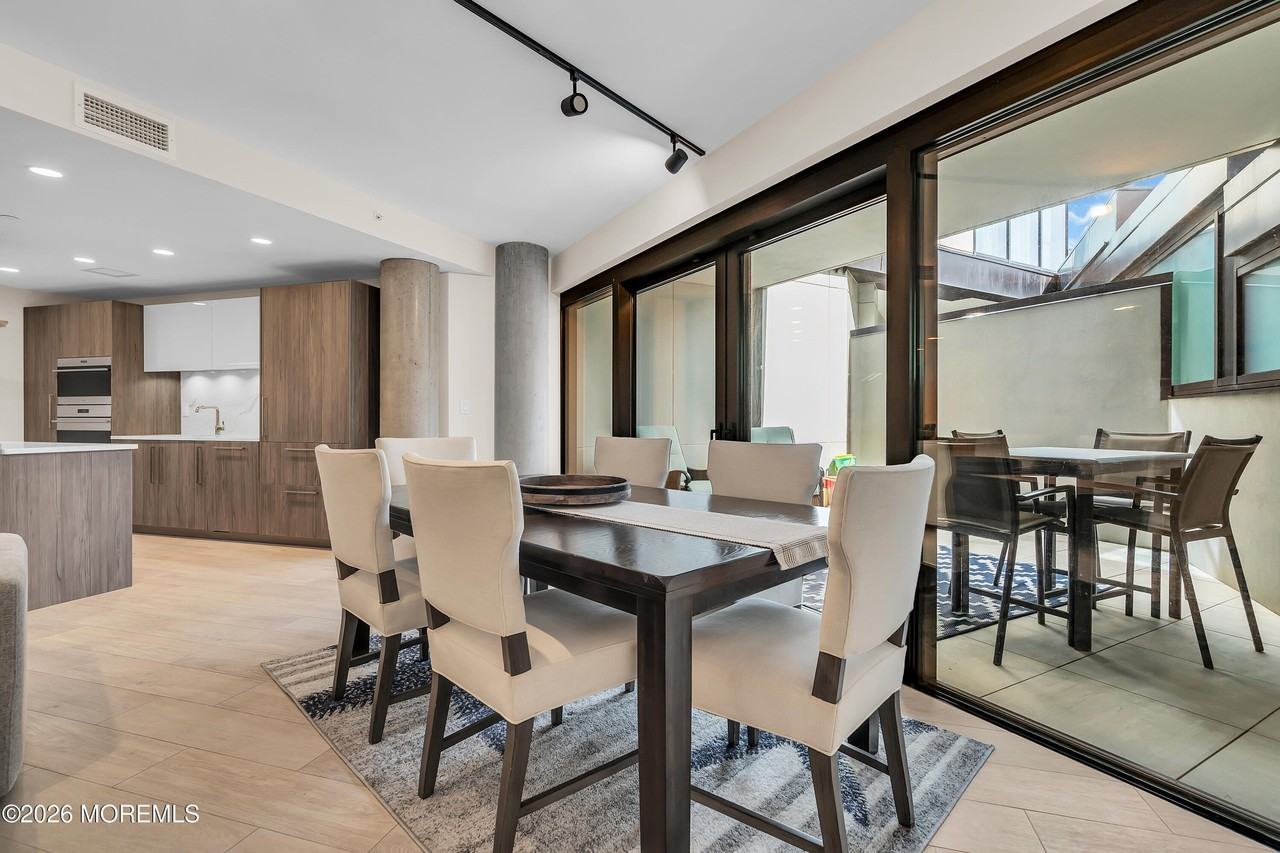 350 Ocean Ave N #101 - Photo 7 of 31