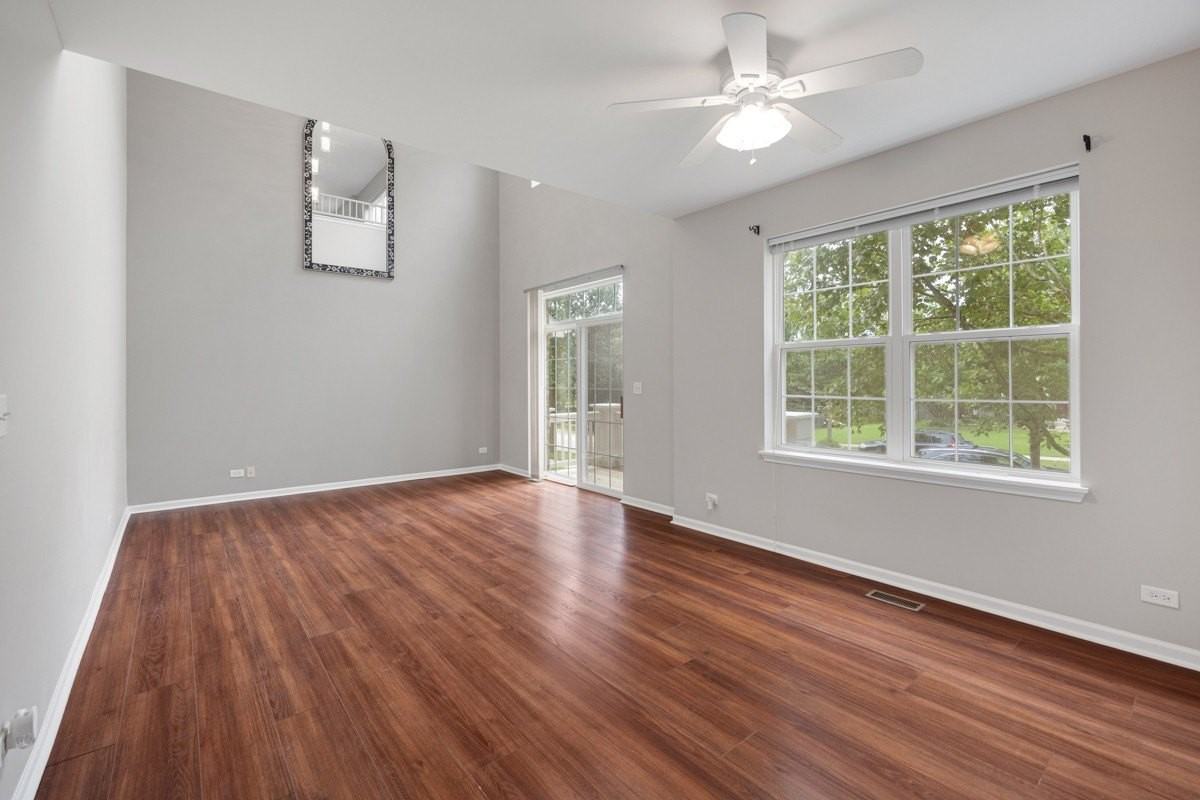 3061 Hughsdale St - Photo 5 of 27
