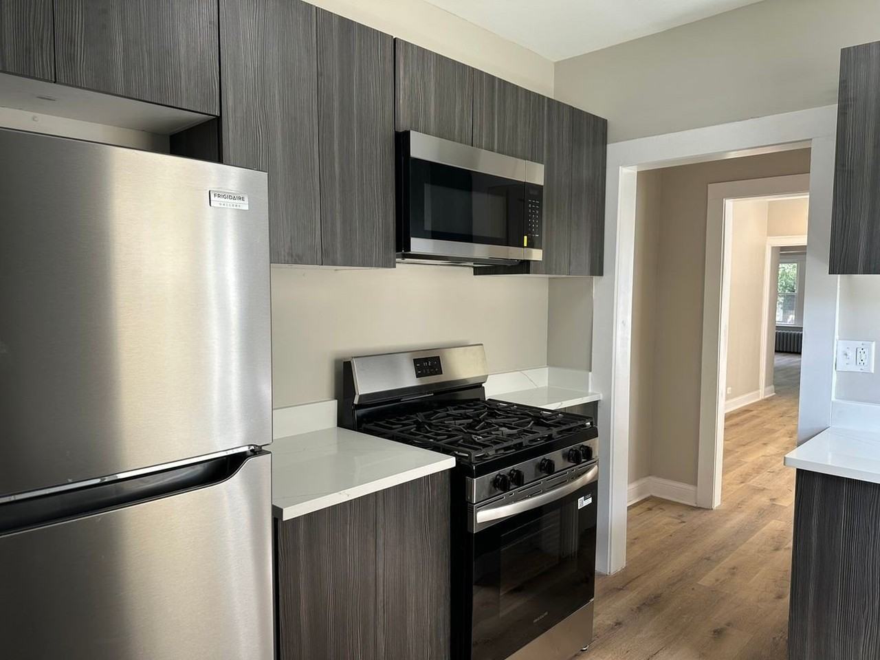 11320 S Edbrooke Ave #2 - Photo 7 of 16