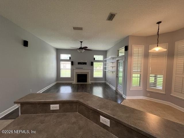 200 Joseph Lake Ct - Photo 3 of 37
