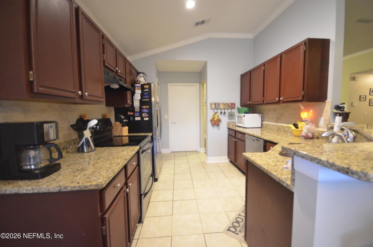 3421 Turkey Oaks Ct - Photo 4 of 19