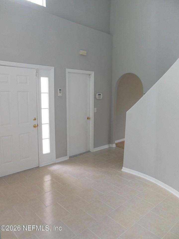 10260 Woodley Creek Rd W - Photo 5 of 24