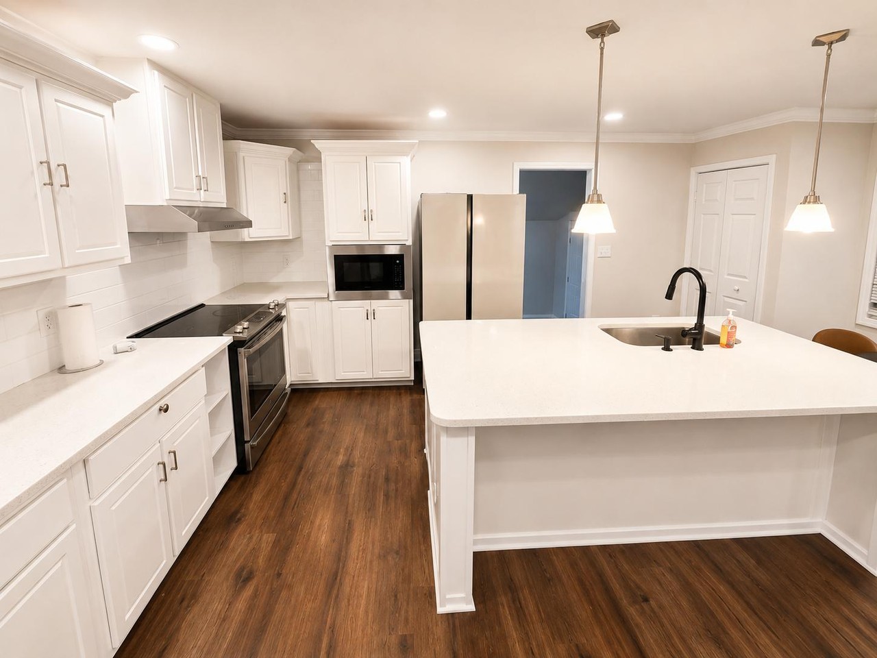 Helms Pl - Photo 6 of 11